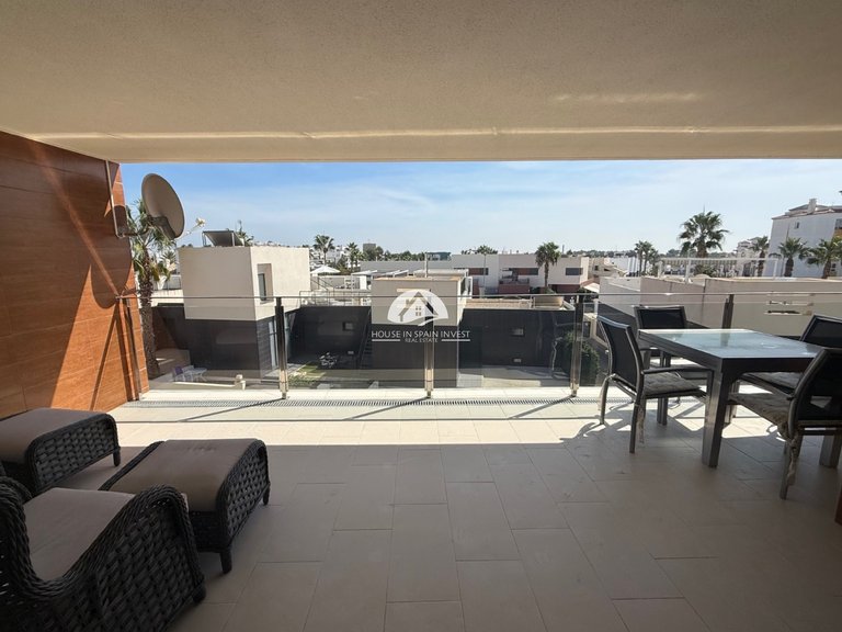 Apartment for Sale in Villamartín - Las Filipinas Orihuela Costa, Alicante 1
