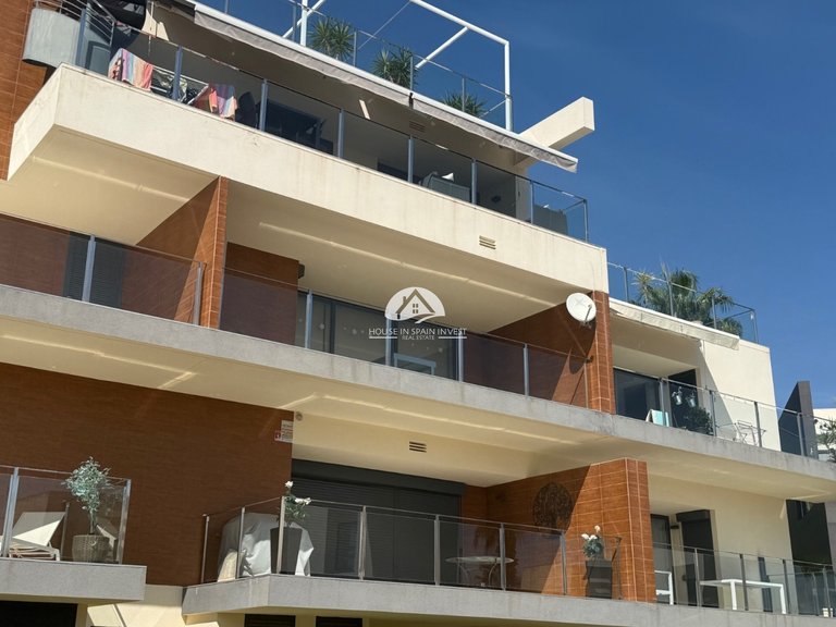 Apartment for Sale in Villamartín - Las Filipinas Orihuela Costa, Alicante 4