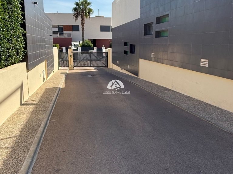 Apartment for Sale in Villamartín - Las Filipinas Orihuela Costa, Alicante 6