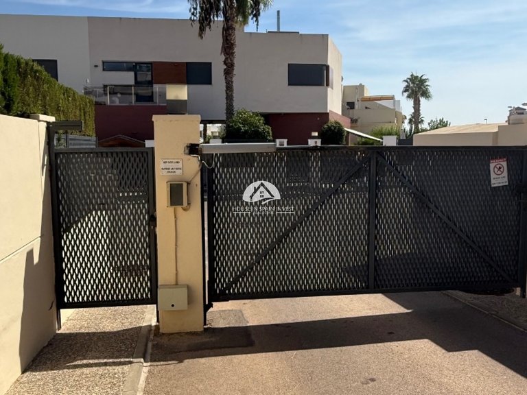 Apartment for Sale in Villamartín - Las Filipinas Orihuela Costa, Alicante 7