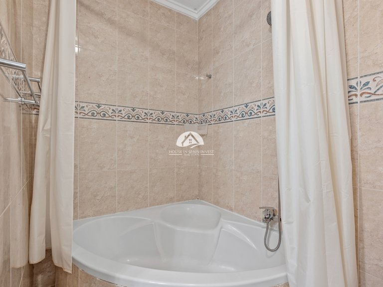 Town House for Sale in Rojales Rojales - Ciudad Quesada, Alicante 20