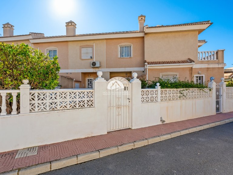 Town House for Sale in Rojales Rojales - Ciudad Quesada, Alicante 3