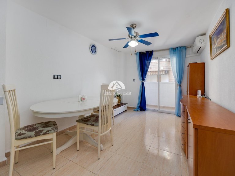 Apartment for Sale in Playa del Cura Torrevieja, Alicante 1