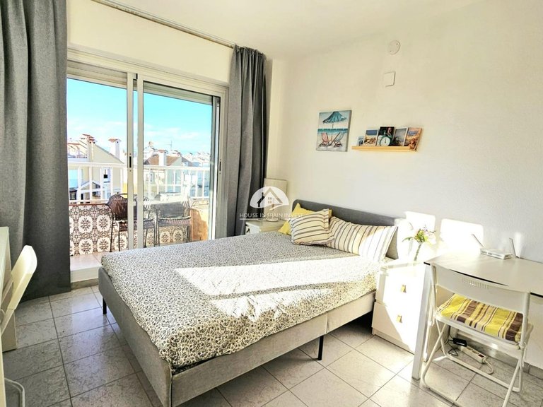 Apartment for Sale in La Mata Torrevieja, Alicante 9