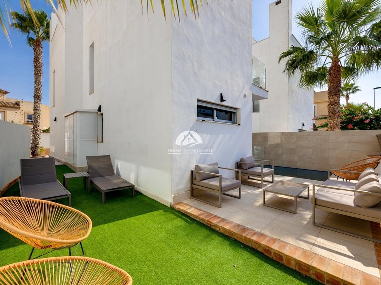 Villa for Sale in Los Frutales Torrevieja, Alicante 19