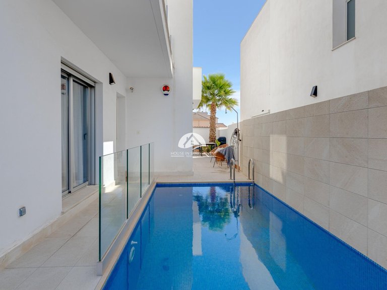Villa for Sale in Los Frutales Torrevieja, Alicante 20