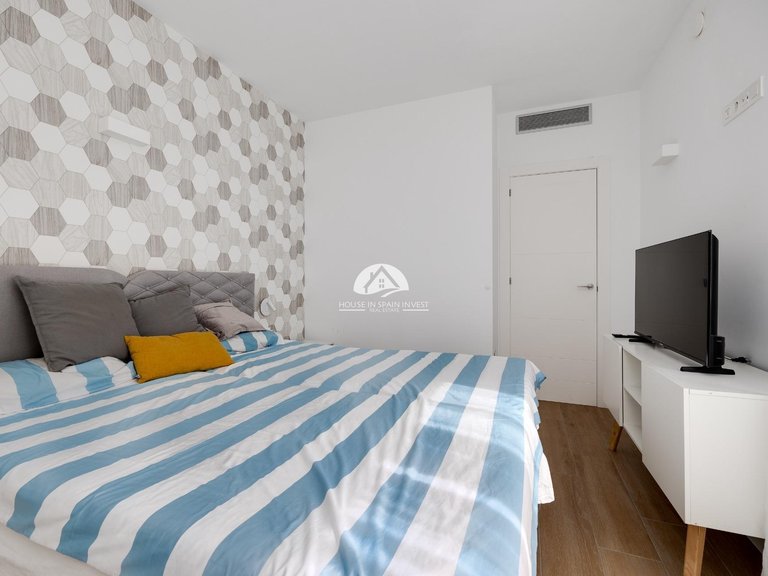 Villa for Sale in Los Frutales Torrevieja, Alicante 25