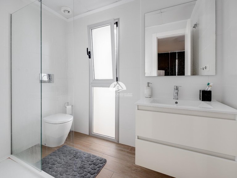 Villa for Sale in Los Frutales Torrevieja, Alicante 26