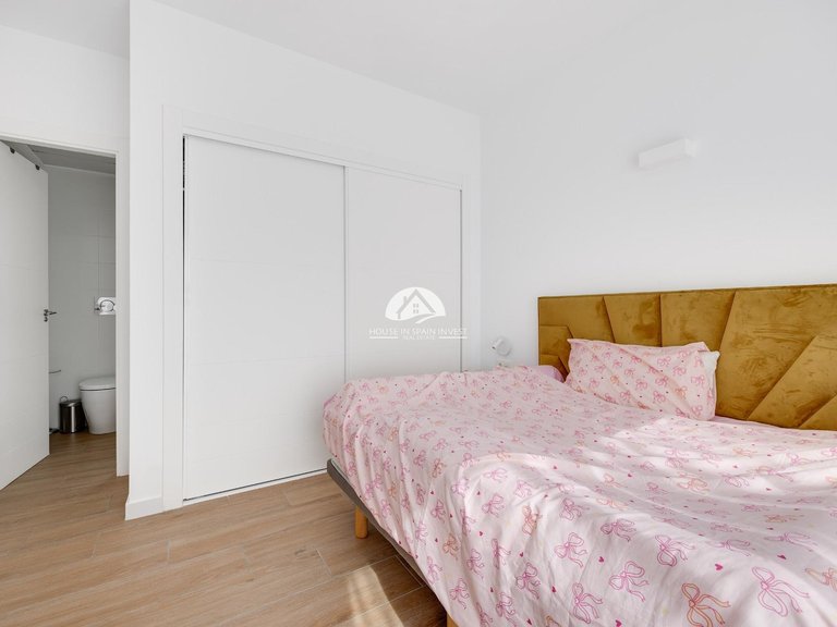 Villa for Sale in Los Frutales Torrevieja, Alicante 28