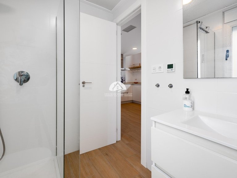 Villa for Sale in Los Frutales Torrevieja, Alicante 41