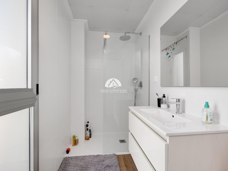 Villa for Sale in Los Frutales Torrevieja, Alicante 46