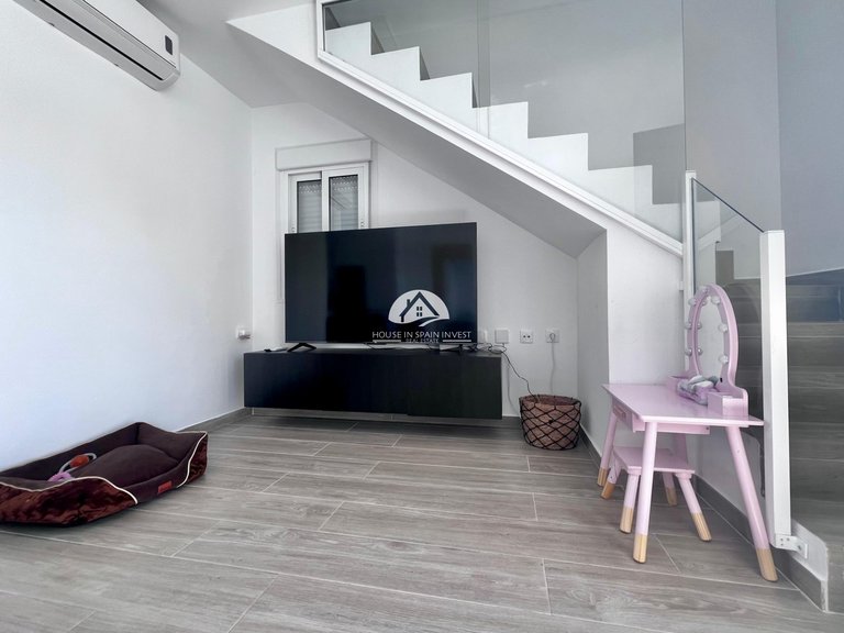 Villa for Sale in Villamartín - Las Filipinas San Miguel De Salinas, Alicante 7