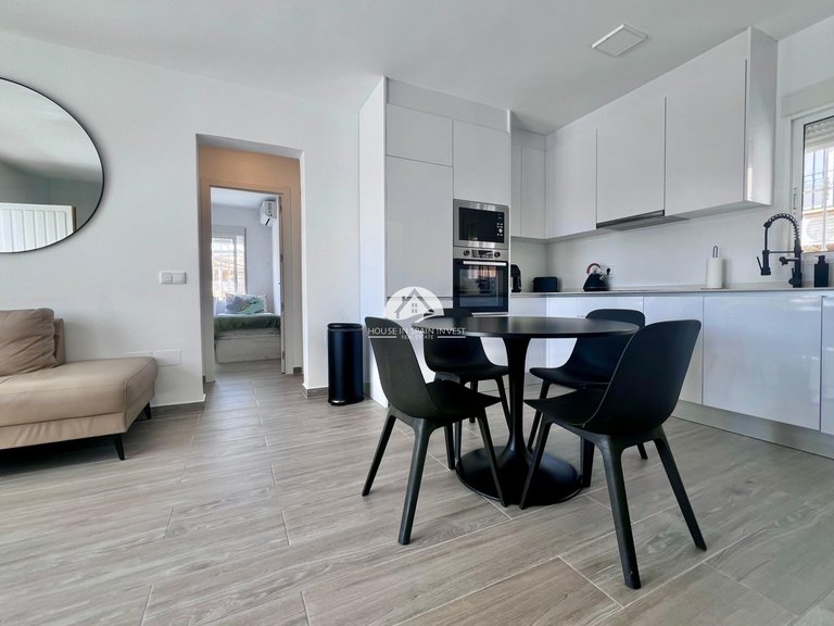 Villa for Sale in Villamartín - Las Filipinas San Miguel De Salinas, Alicante 11