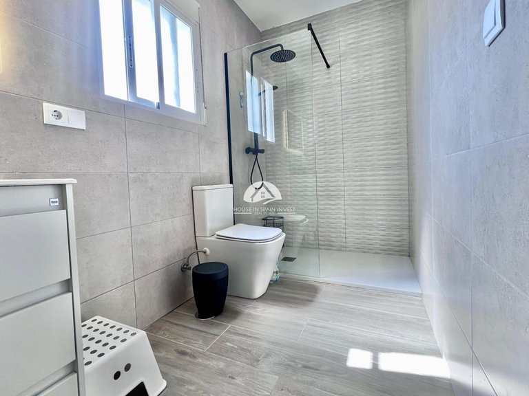 Villa for Sale in Villamartín - Las Filipinas San Miguel De Salinas, Alicante 14