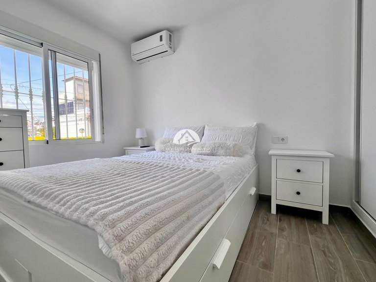 Villa for Sale in Villamartín - Las Filipinas San Miguel De Salinas, Alicante 19