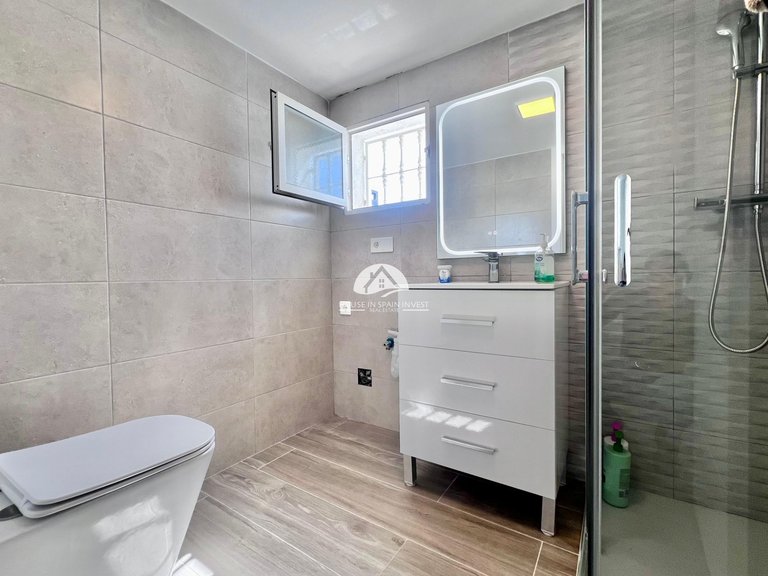 Villa for Sale in Villamartín - Las Filipinas San Miguel De Salinas, Alicante 36