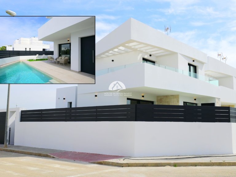 Villa for Sale in Dolores Dolores, Alicante 1