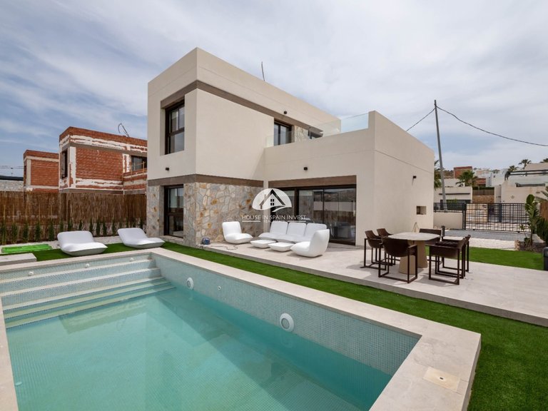 Villa for Sale in Algorfa - La Finca Golf Algorfa - La Finca Golf, Alicante 1
