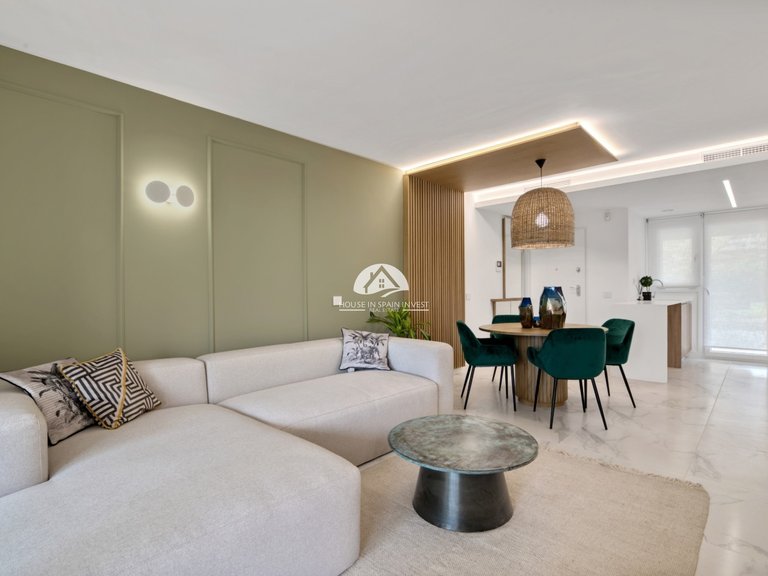 Apartment for Sale in Punta Prima Torrevieja, Alicante 2