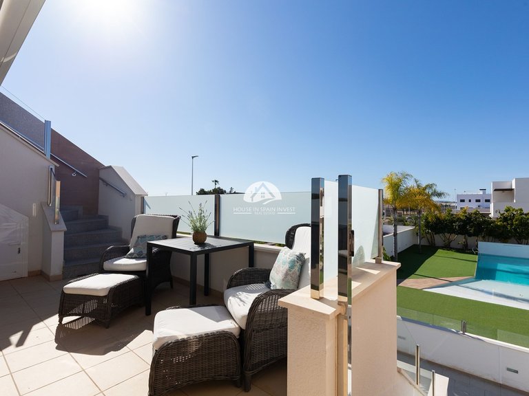 Apartment for Sale in Zona Pueblo Pilar De La Horadada, Alicante 1