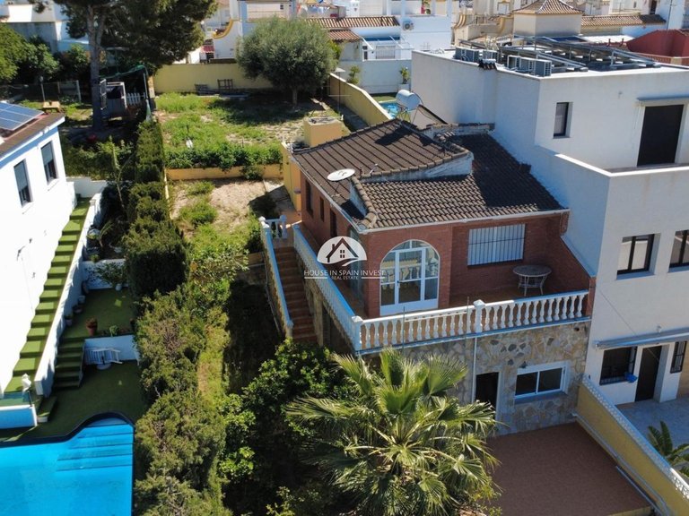 Villa for Sale in Los Balcones Torrevieja, Alicante 2