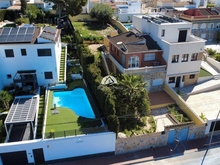 Villa for Sale in Los Balcones Torrevieja, Alicante 5