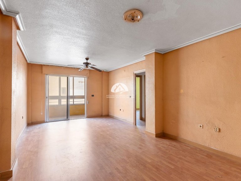 Apartment for Sale in Playa del Cura Torrevieja, Alicante 2