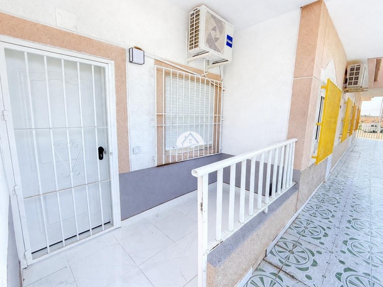 Apartment for Sale in El Acequión - Los Náufragos Torrevieja, Alicante 10
