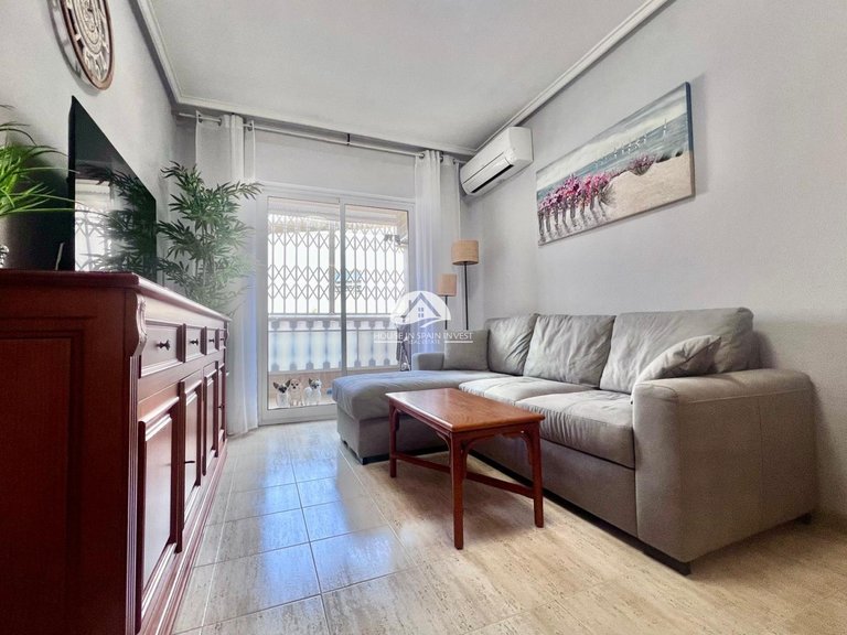 Apartment for Sale in El Acequión - Los Náufragos Torrevieja, Alicante 2