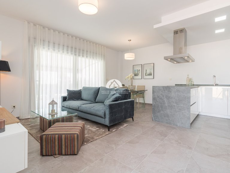 Apartment for Sale in Torrevieja Torrevieja, Alicante 3