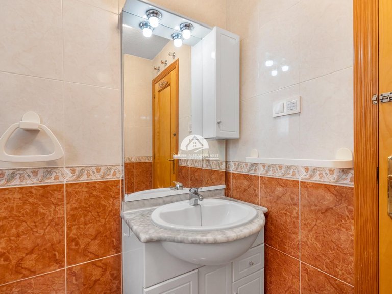 Apartment for Sale in Centro Torrevieja, Alicante 20