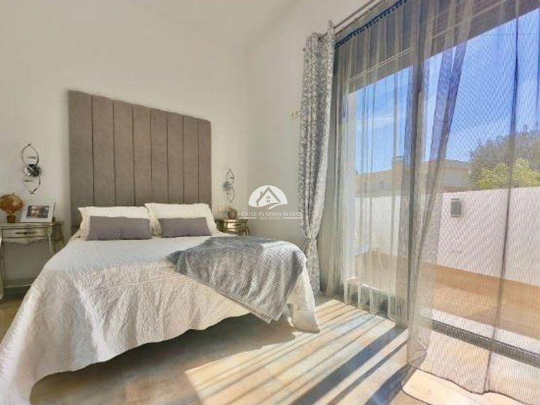 Villa for Sale in Torre de la Horadada Pilar De La Horadada, Alicante 25