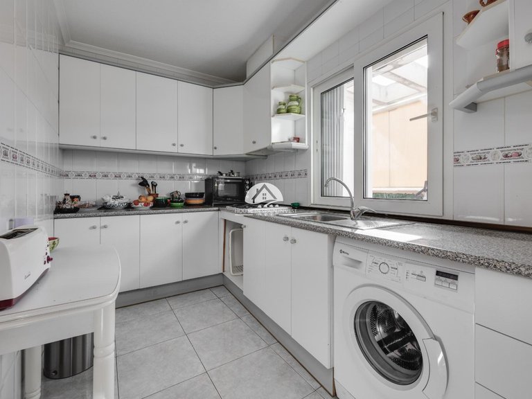 Apartment for Sale in El Acequión - Los Náufragos Torrevieja, Alicante 5