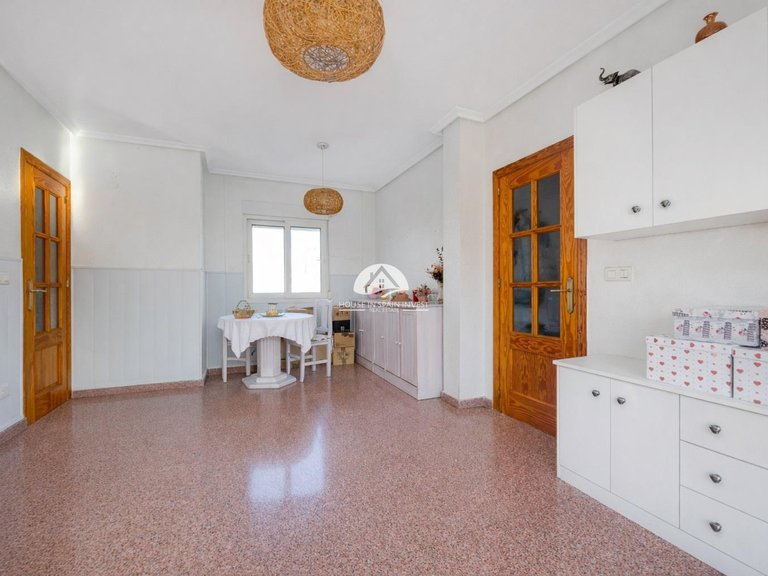 Apartment for Sale in El Acequión - Los Náufragos Torrevieja, Alicante 10