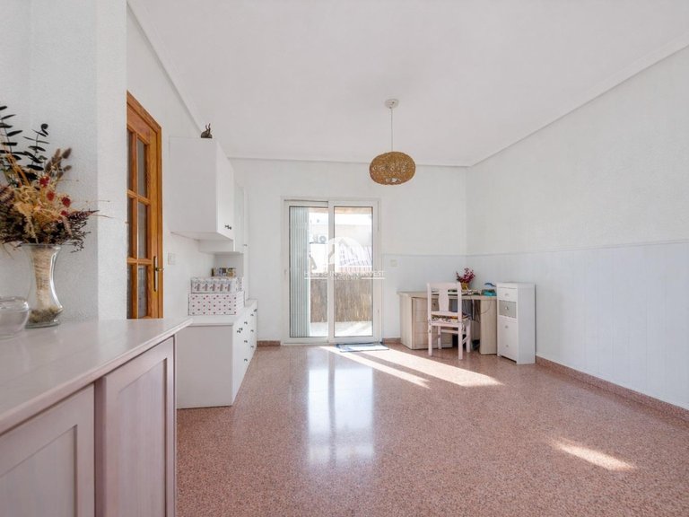 Apartment for Sale in El Acequión - Los Náufragos Torrevieja, Alicante 12