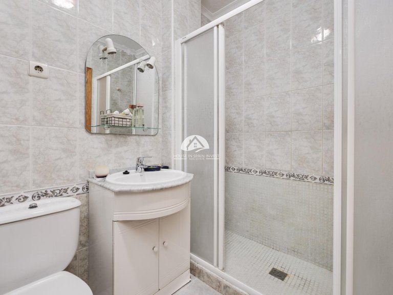 Apartment for Sale in El Acequión - Los Náufragos Torrevieja, Alicante 17