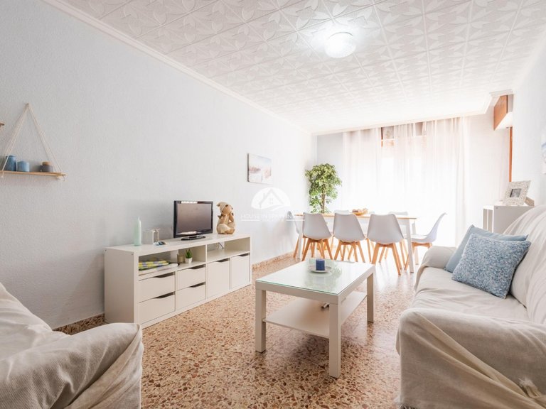 Apartment for Sale in El Acequión - Los Náufragos Torrevieja, Alicante 1