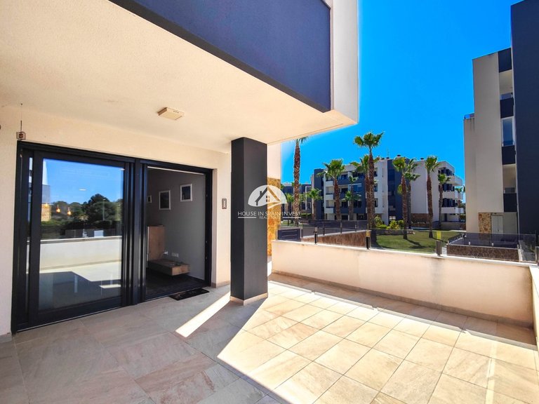 Apartment for Sale in Los Altos Orihuela Costa, Alicante 2