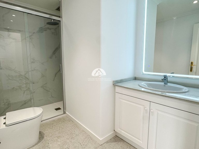 Apartment for Sale in Lomas de Cabo Roig Orihuela Costa, Alicante 18