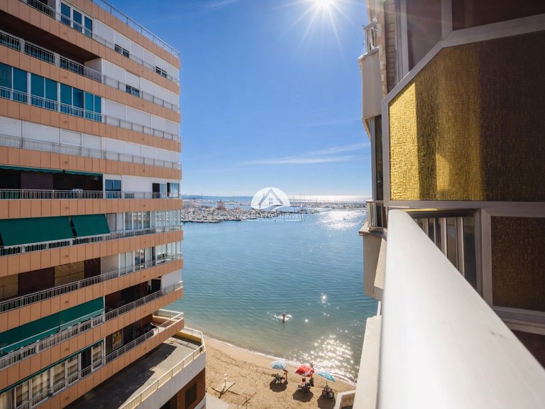 Apartment for Sale in El Acequión - Los Náufragos Torrevieja, Alicante 2