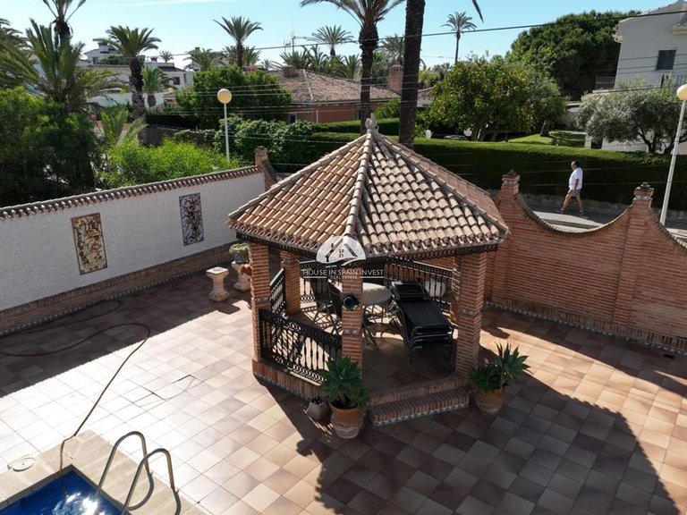 Villa for Sale in Cabo roig Orihuela Costa, Alicante 5