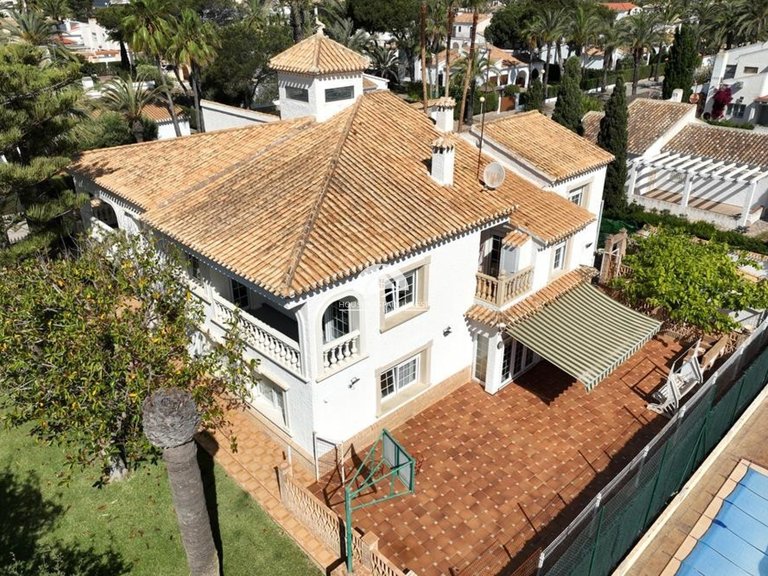 Villa for Sale in Cabo roig Orihuela Costa, Alicante 14