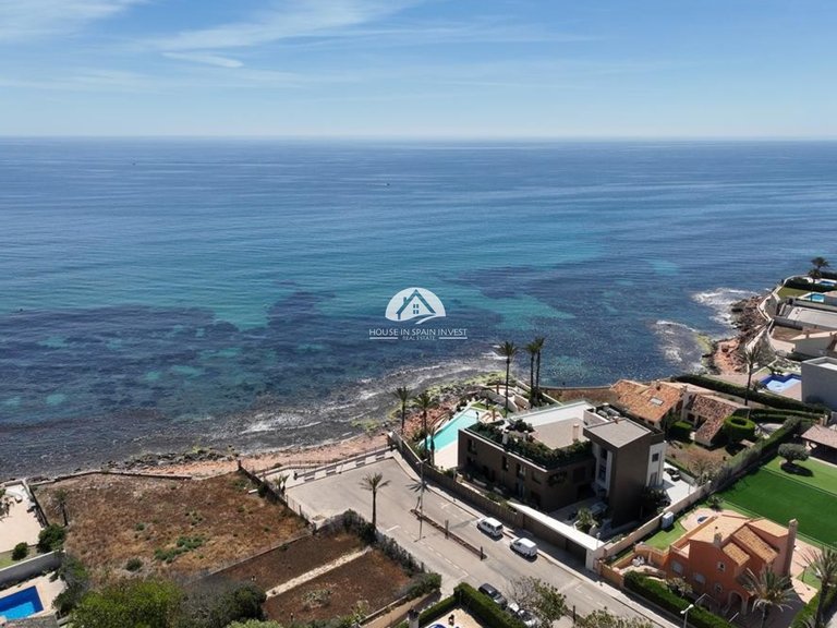 Villa for Sale in Cabo roig Orihuela Costa, Alicante 18