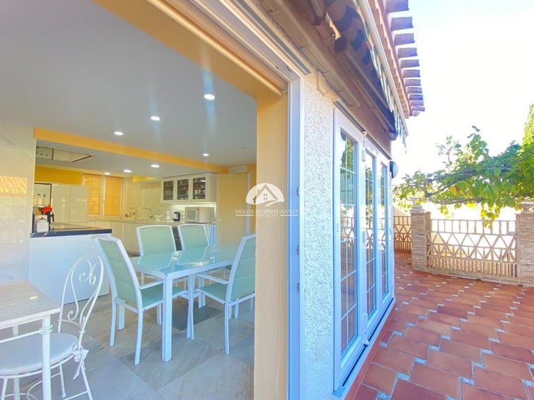 Villa for Sale in Cabo roig Orihuela Costa, Alicante 37