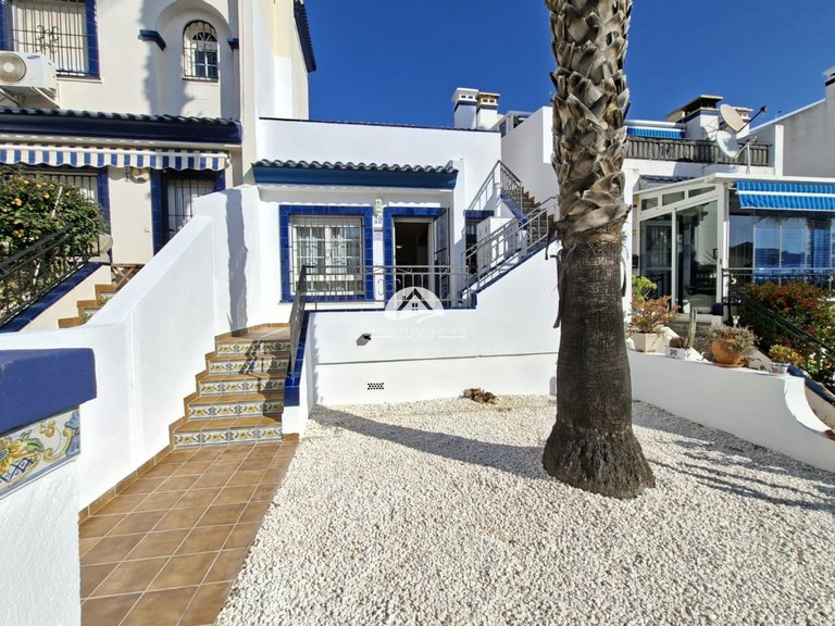 Town House for Sale in Villamartín - Las Filipinas Orihuela Costa, Alicante 1