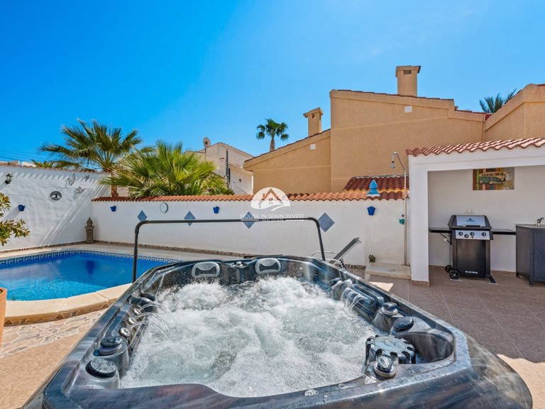 Villa for Sale in Rojales Rojales - Ciudad Quesada, Alicante 30