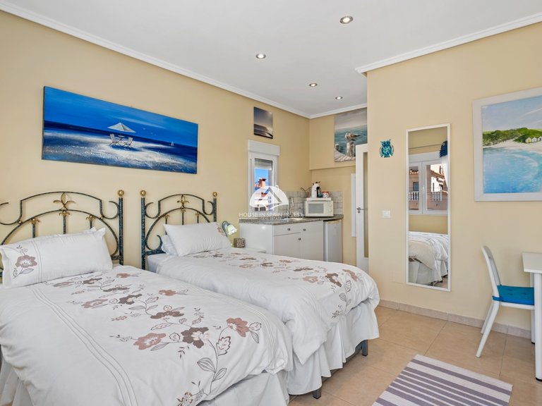 Villa for Sale in Rojales Rojales - Ciudad Quesada, Alicante 37