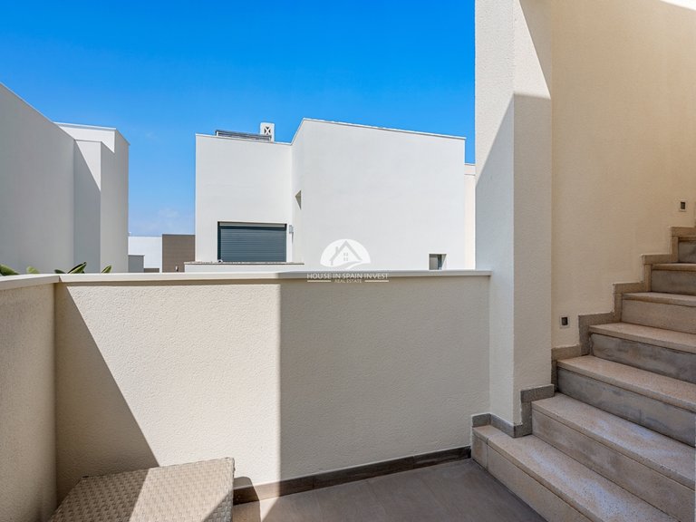 Villa for Sale in Ciudad Quesada Rojales - Ciudad Quesada, Alicante 25