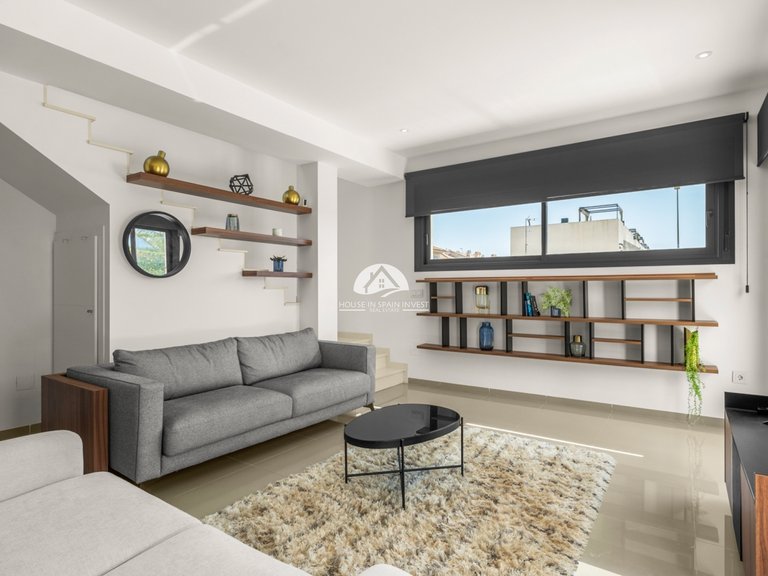 Villa for Sale in Ciudad Quesada Rojales - Ciudad Quesada, Alicante 3