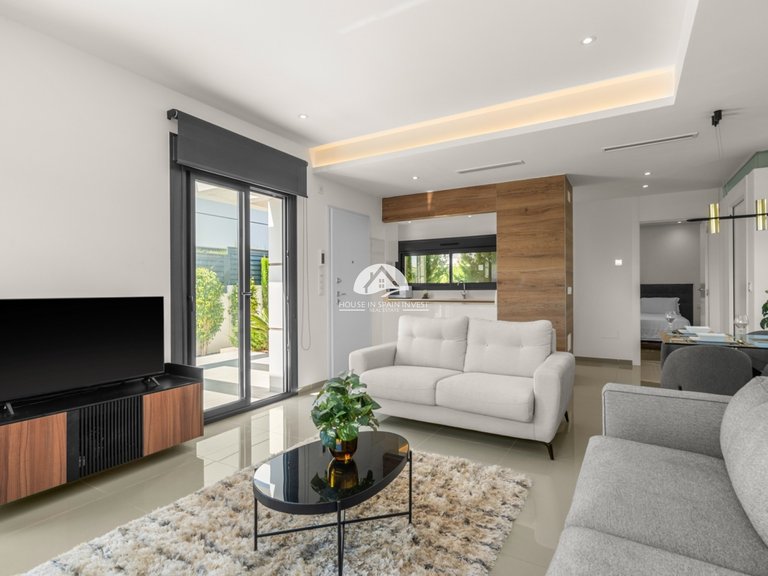 Villa for Sale in Ciudad Quesada Rojales - Ciudad Quesada, Alicante 5